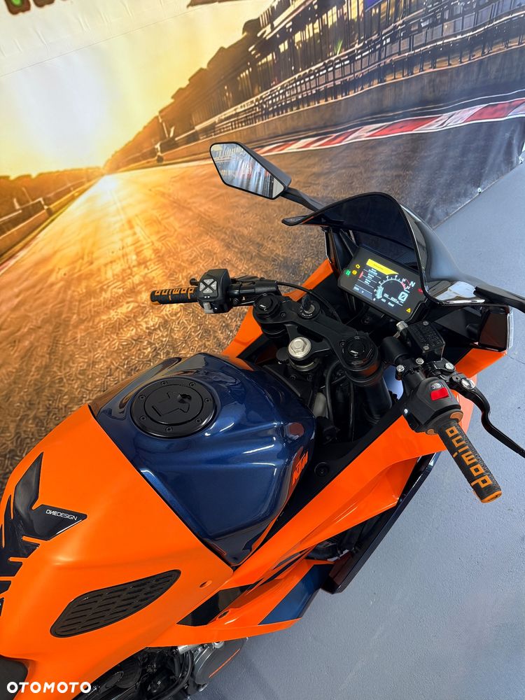KTM RC 125 - 19
