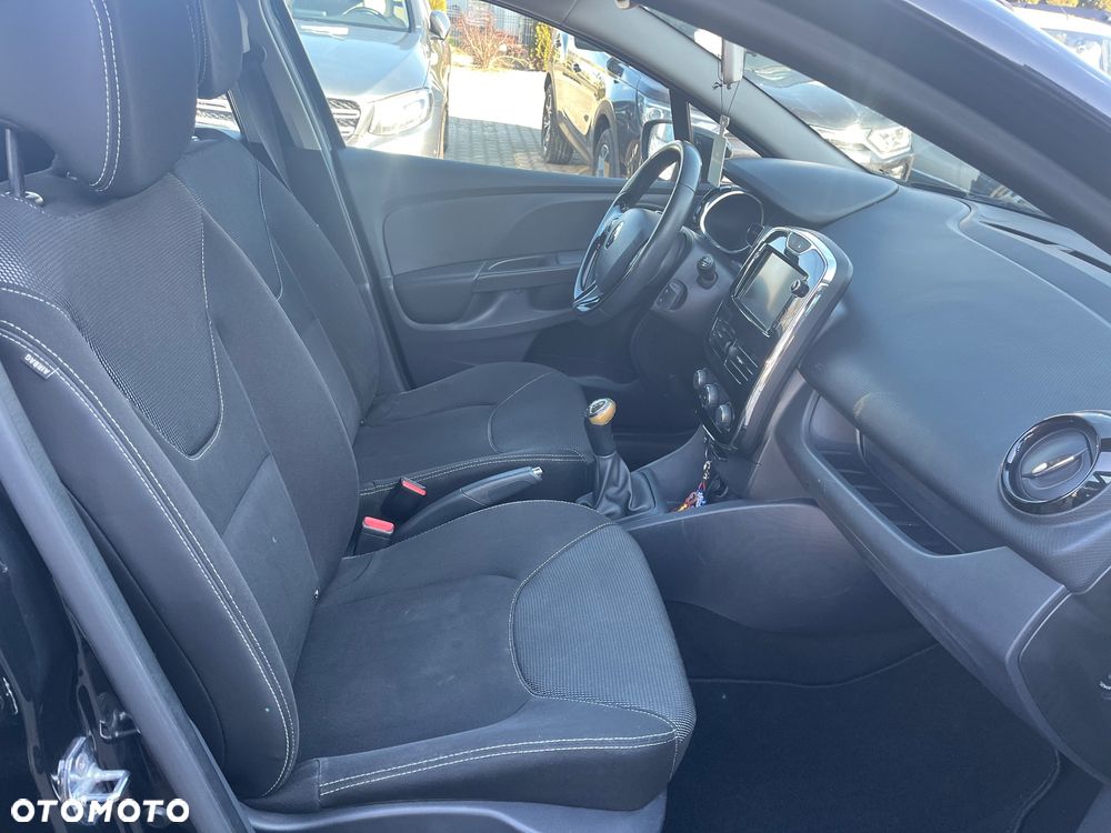 Renault Clio 1.2 16V Authentique - 19