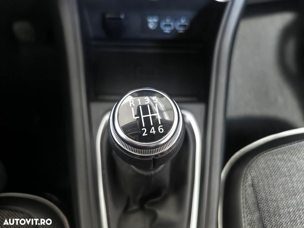 Renault Captur TCe 140 FAP Intens - 16