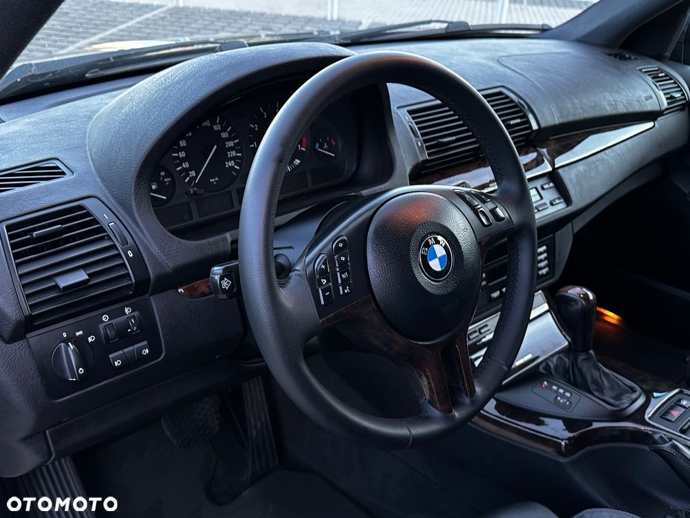 BMW X5 3.0 i Edition Exclusive Sport - 15