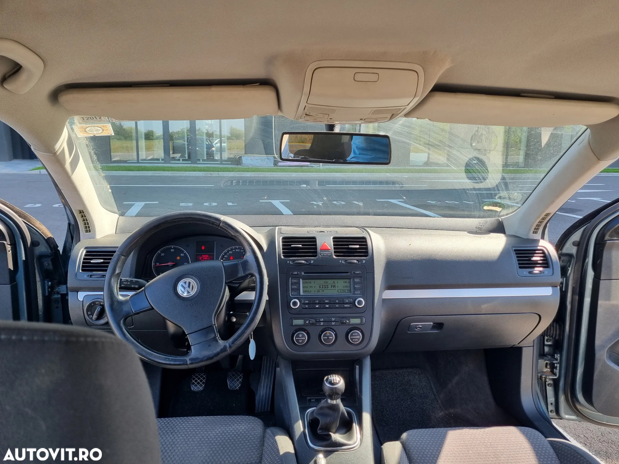 Volkswagen Jetta 2.0 TDI Comfortline - 9