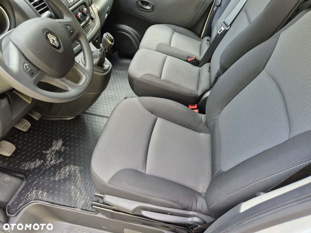 Renault Trafic - 20