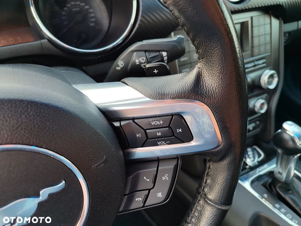 Ford Mustang 3.7 V6 - 33