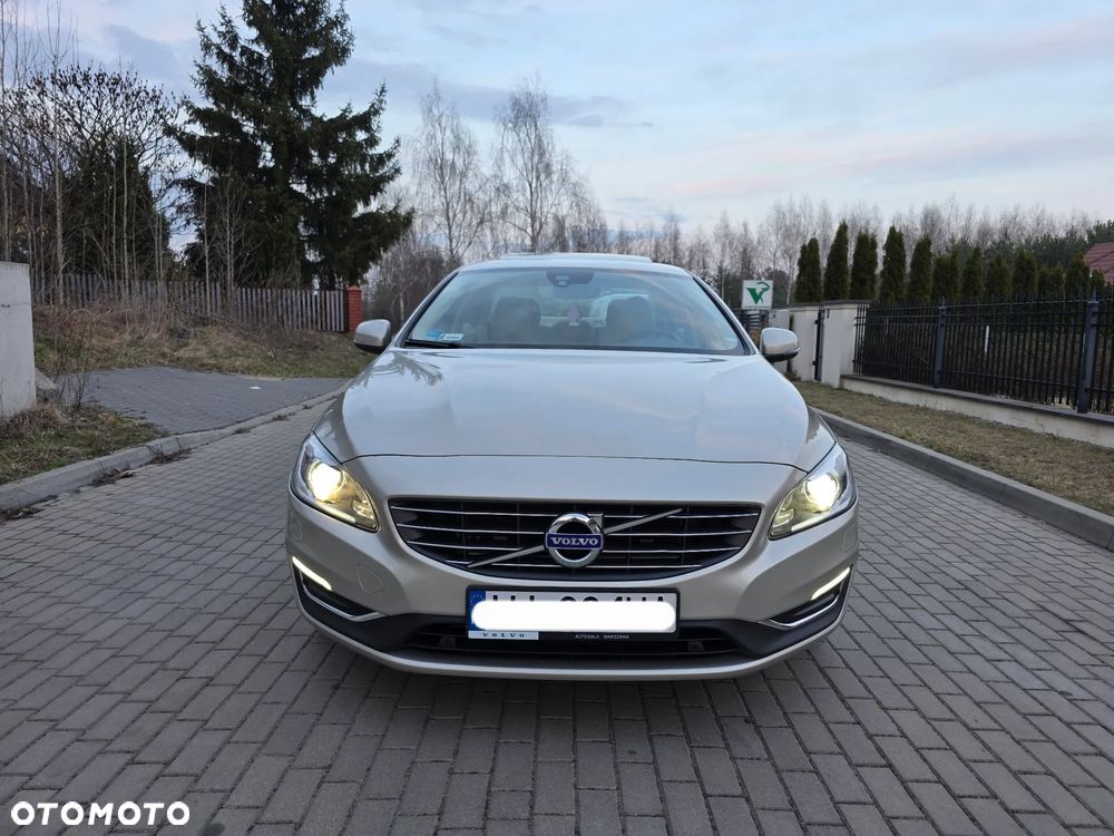 Volvo S60 D4 Geartronic Summum - 3