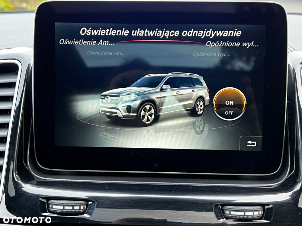 Mercedes-Benz GLS - 13