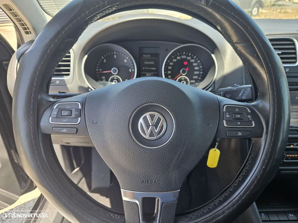 VW Golf Variant 1.6 TDi Highline - 17