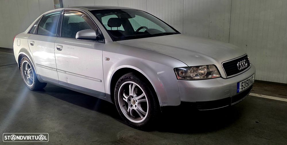 Audi A4 1.9 TDI m6 Sport - 8
