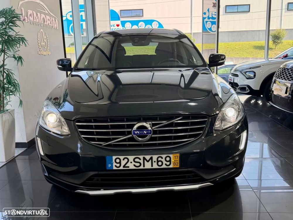 Volvo XC 60 2.0 D3 Dynamic Edition Geartronic - 4