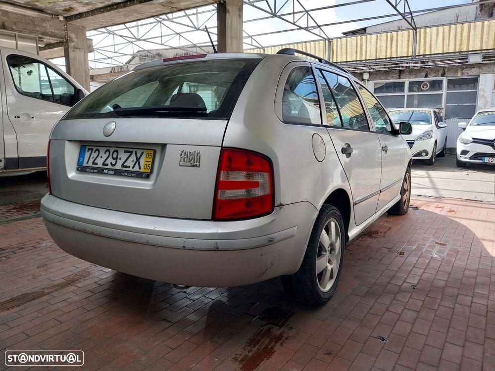 Skoda Fabia Break 1.4 TDi Ambiente - 11