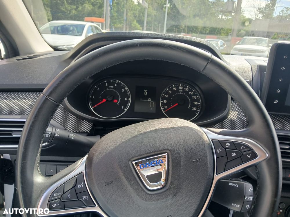 Dacia Logan - 8