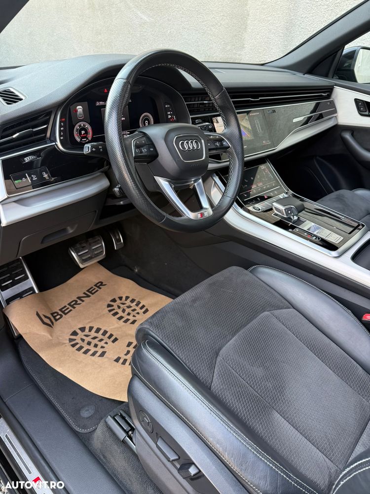 Audi Q8 - 13