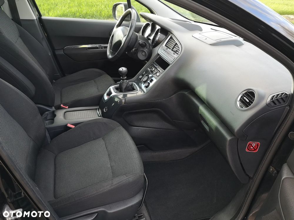 Peugeot 5008 155 THP Allure - 23