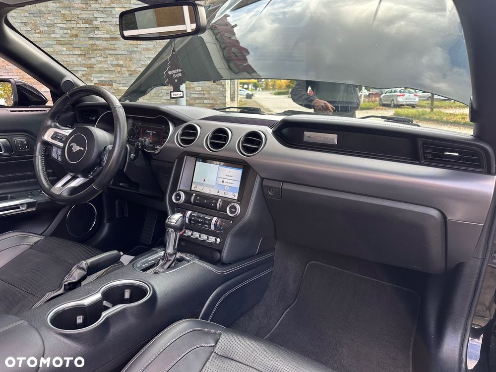 Ford Mustang 5.0 V8 GT - 17