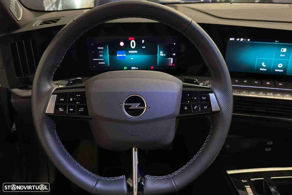 Opel Astra Sports Tourer - 9
