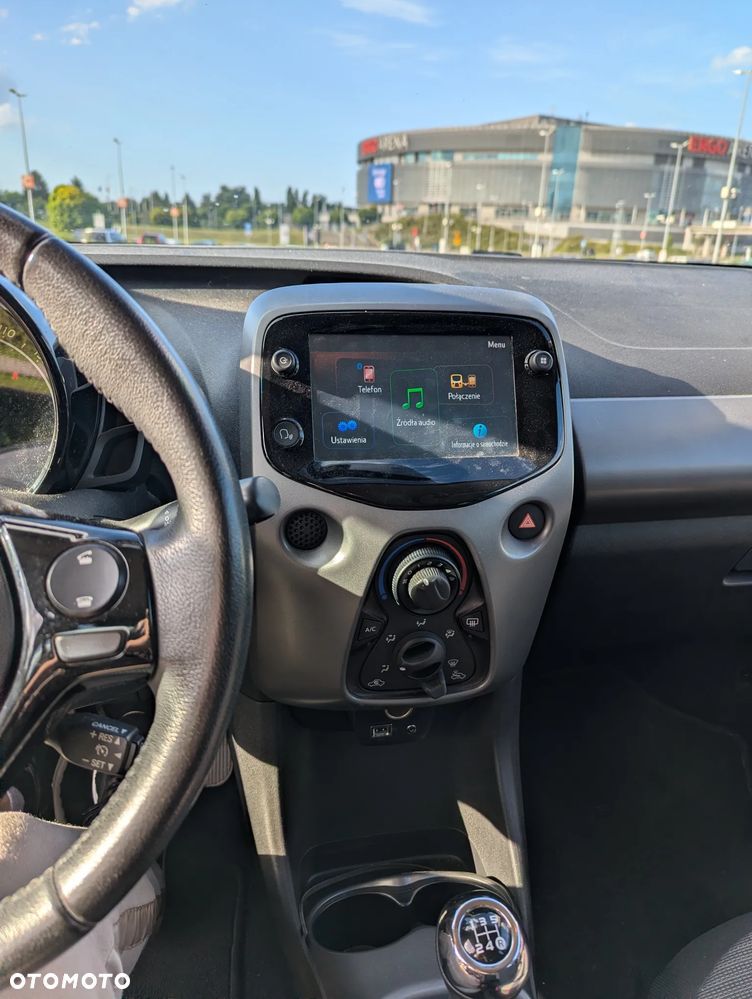 Toyota Aygo x-play - 7