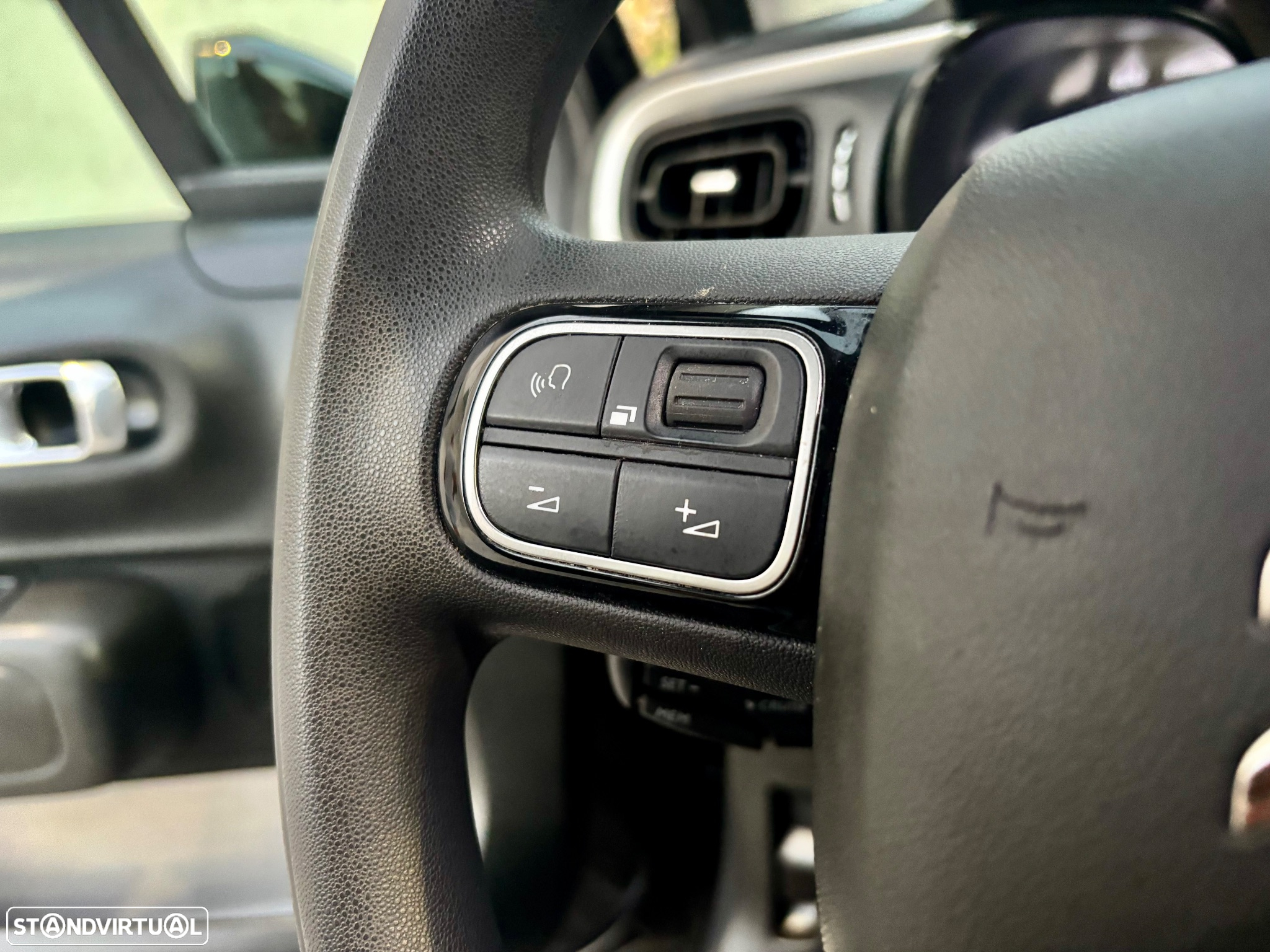 Citroën C3 1.2 PureTech Shine - 40