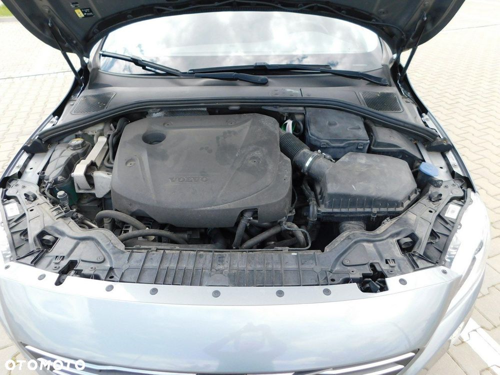 Volvo V60 D3 Drive-E Dynamic Edition (Momentum) - 23