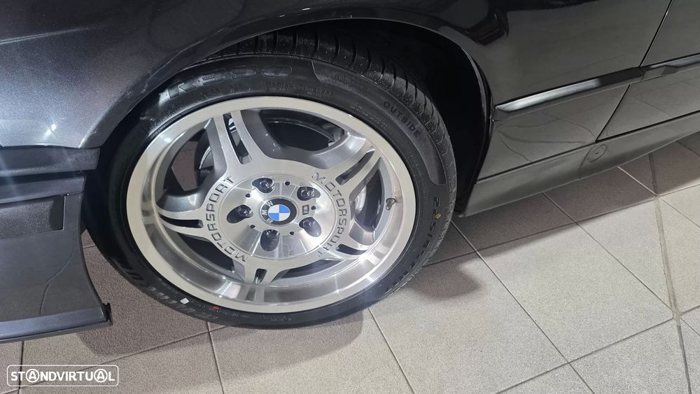 BMW 320 i Coupé M Sport - 20