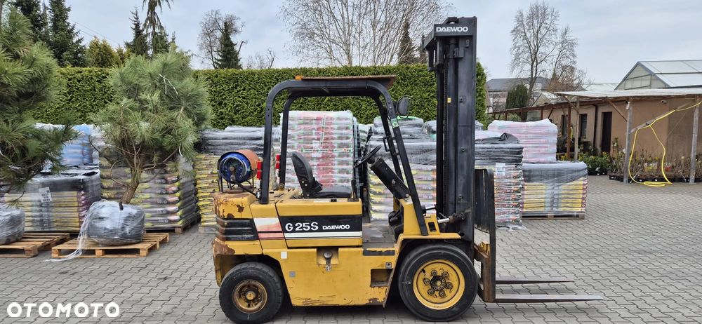 Daewoo G25S-2 - 1