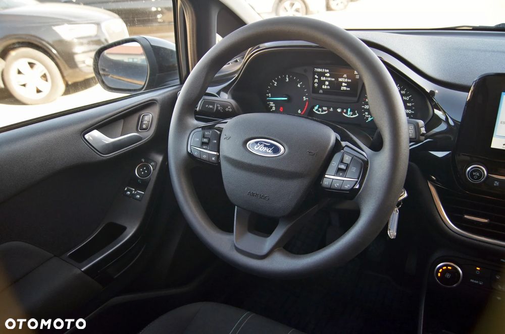 Ford Fiesta 1.5 TDCi SYNC Edition - 15