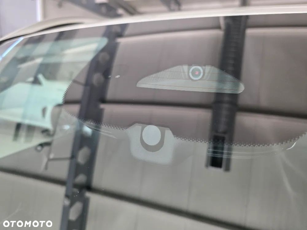 Mercedes-Benz GLB 200 d 4-Matic 8G-DCT - 10