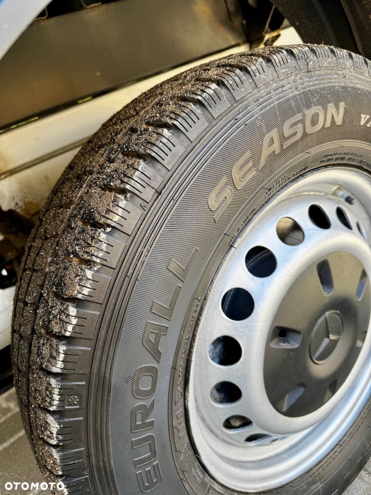 Mercedes-Benz Sprinter - 17