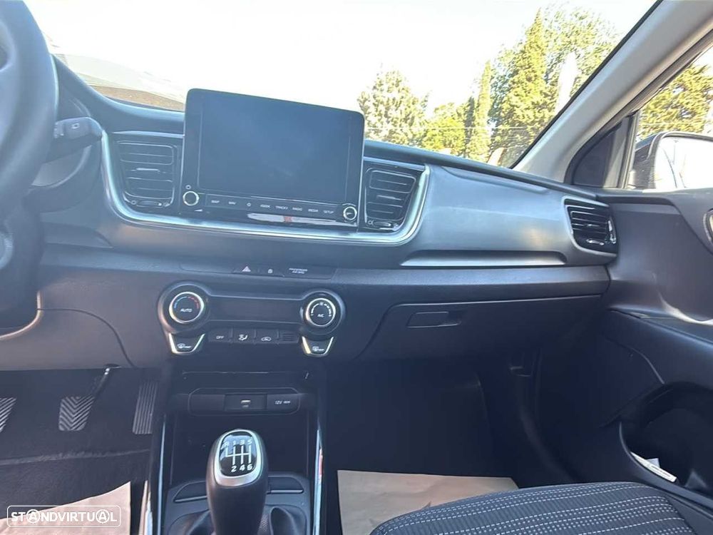 Kia Stonic 1.0 T-GDI Drive - 14