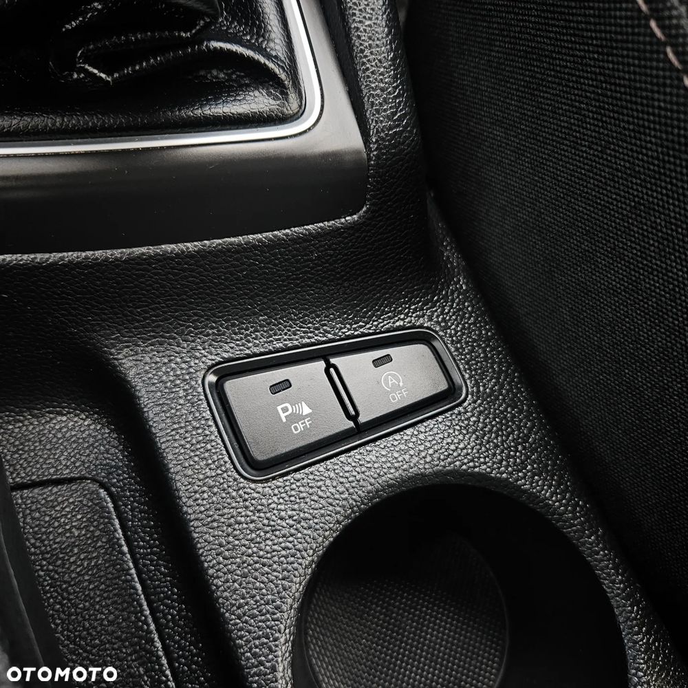 Hyundai i20 - 23