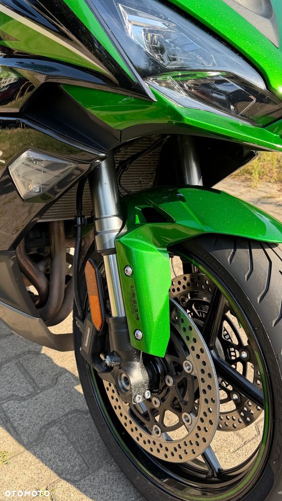 Kawasaki Ninja 1000 SX - 3