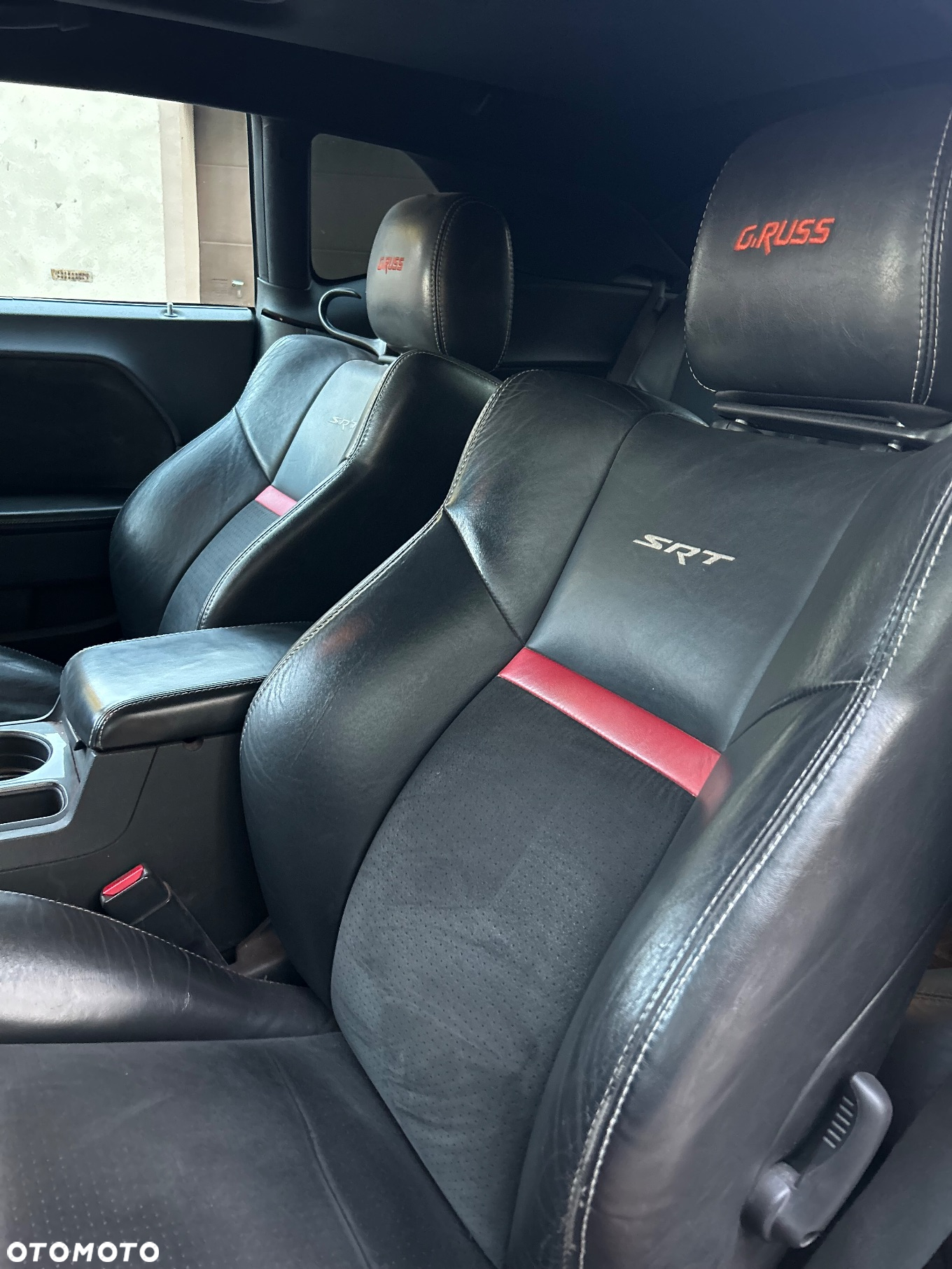 Dodge Challenger 6.1 SRT8 - 7