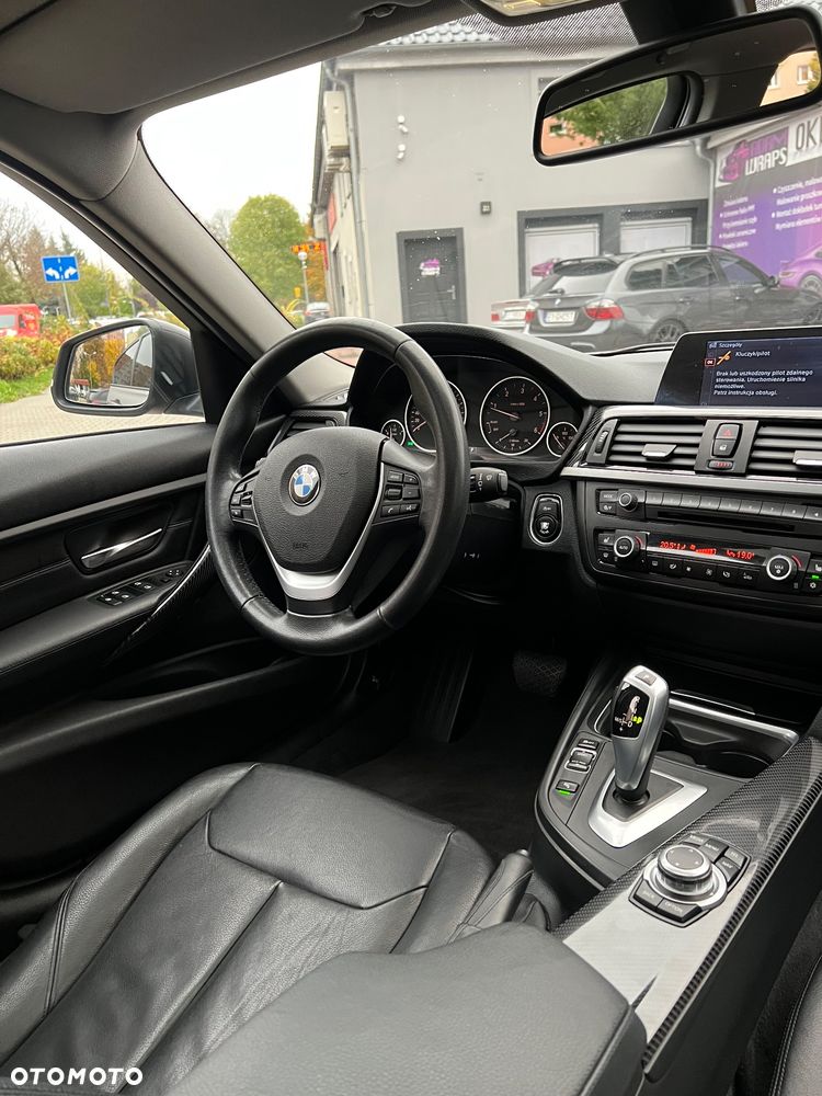 BMW Seria 3 318d - 15