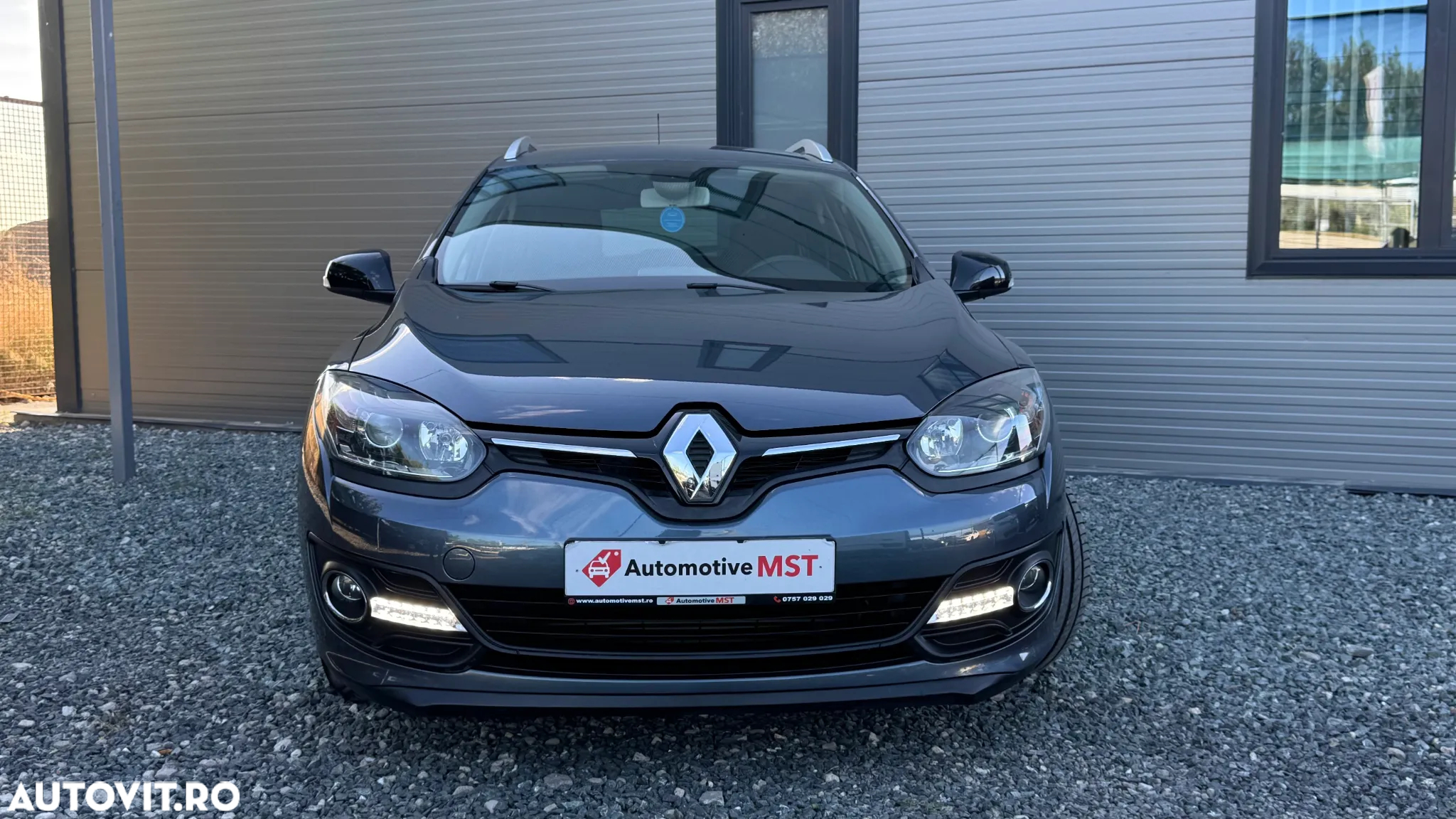 Renault Megane dCi 110 FAP LIMITED - 3