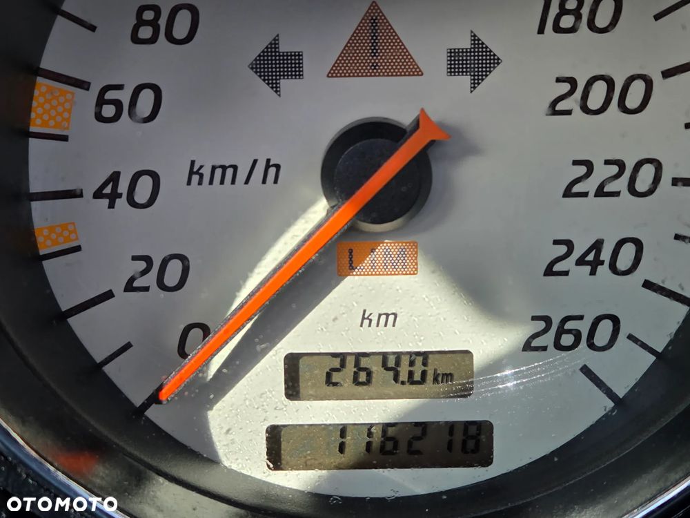 Mercedes-Benz SLK - 24