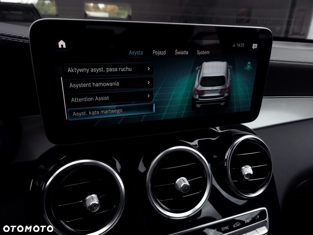 Mercedes-Benz GLC 220 d 4-Matic - 23