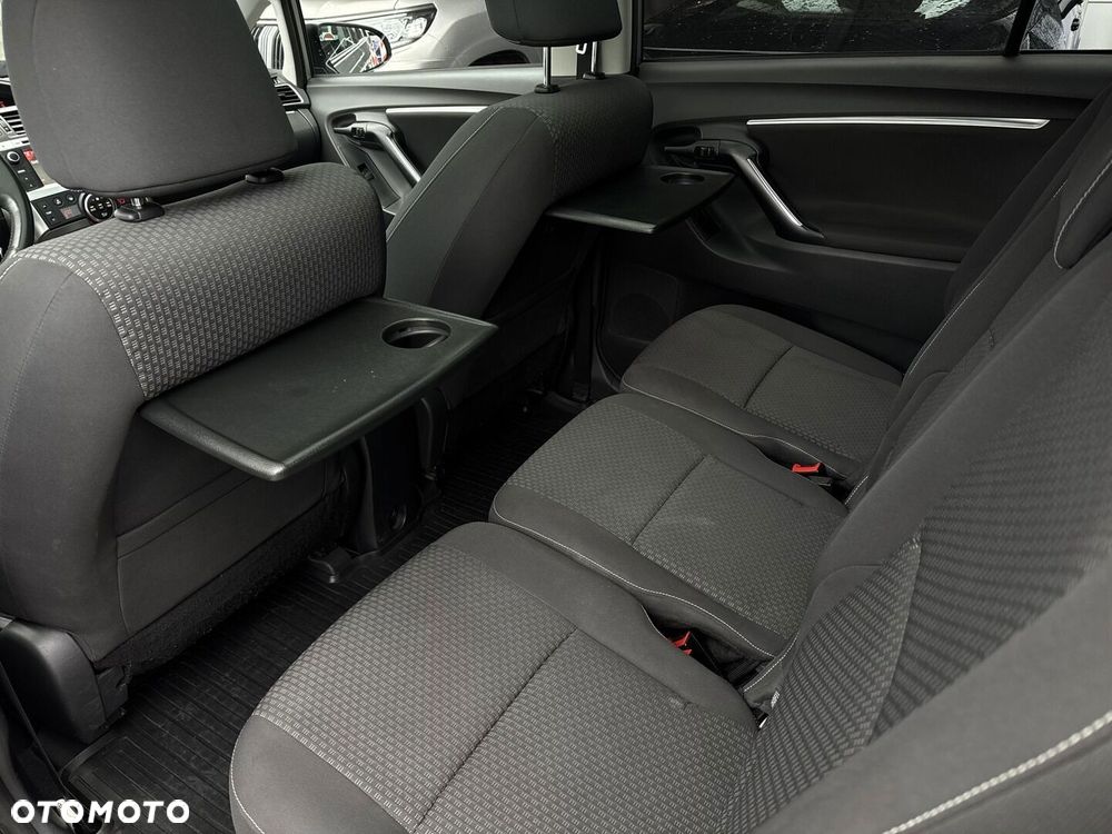 Toyota Verso 2.0 D-4D Premium 7os - 29