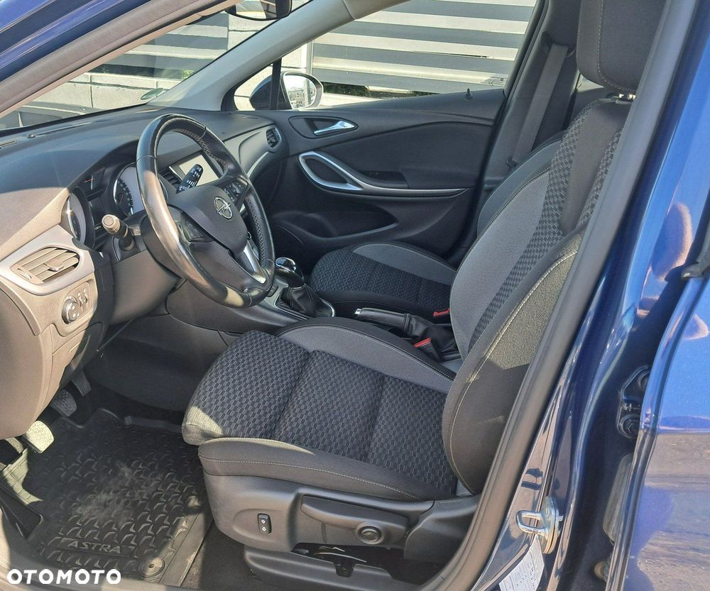 Opel Astra - 8