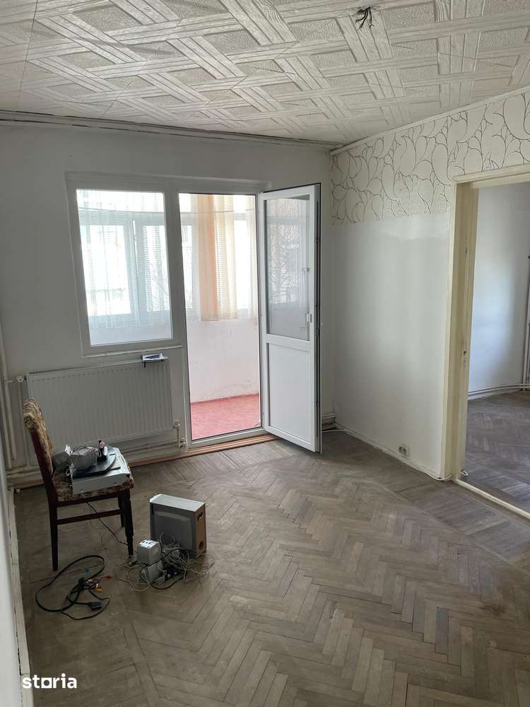 Apartament 2 camere, balcon, Sos Turnu Mgurele — fotografia 3