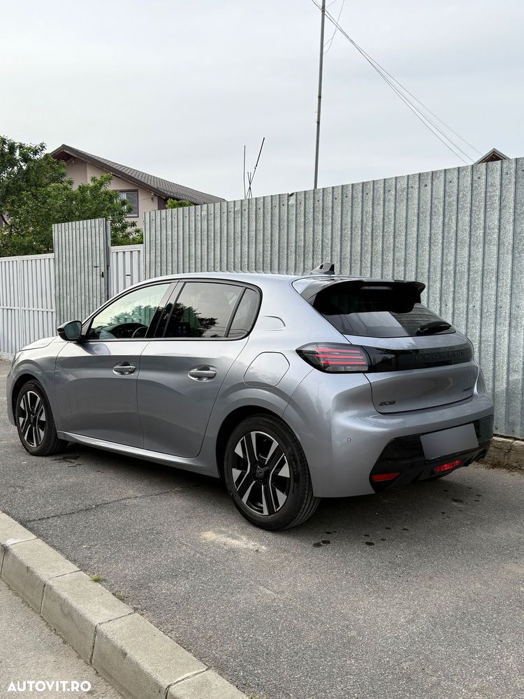 Peugeot 208 1.2L e-DCS6 MHEV Allure - 6