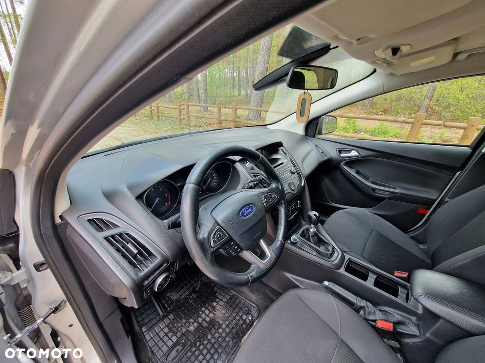 Ford Focus - 9