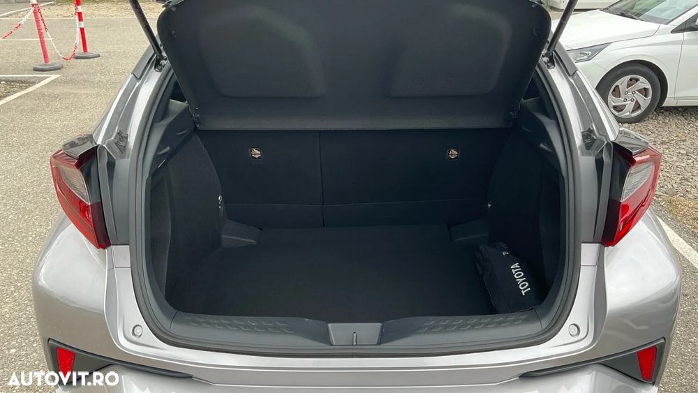 Toyota C-HR 1.8 HSD 122 CP 4x2 CVT Core - 17