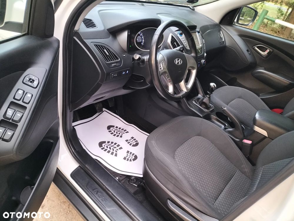Hyundai ix35 1.6 2WD 5 Star Edition - 16