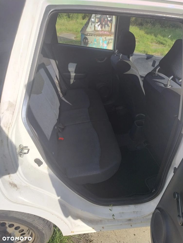 Honda Jazz 1.2 Base - 9