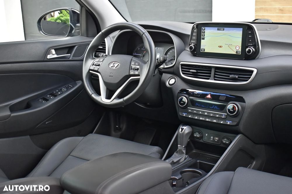 Hyundai Tucson 2.0 CRDI 4WD Automatik Premium - 12