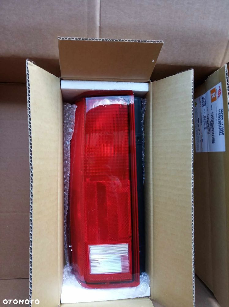 NOWA NOWE lampy lampa prawa lewa tyl tylna tylne Chevrolet Astro GMC Safari lampy 85-05 4.3 v6 rear lamp tail left right Assembly 1992 1993 1994 1995 1996 1997 1998 1999 2000 2001 2002 2003 2004 2005 - 2