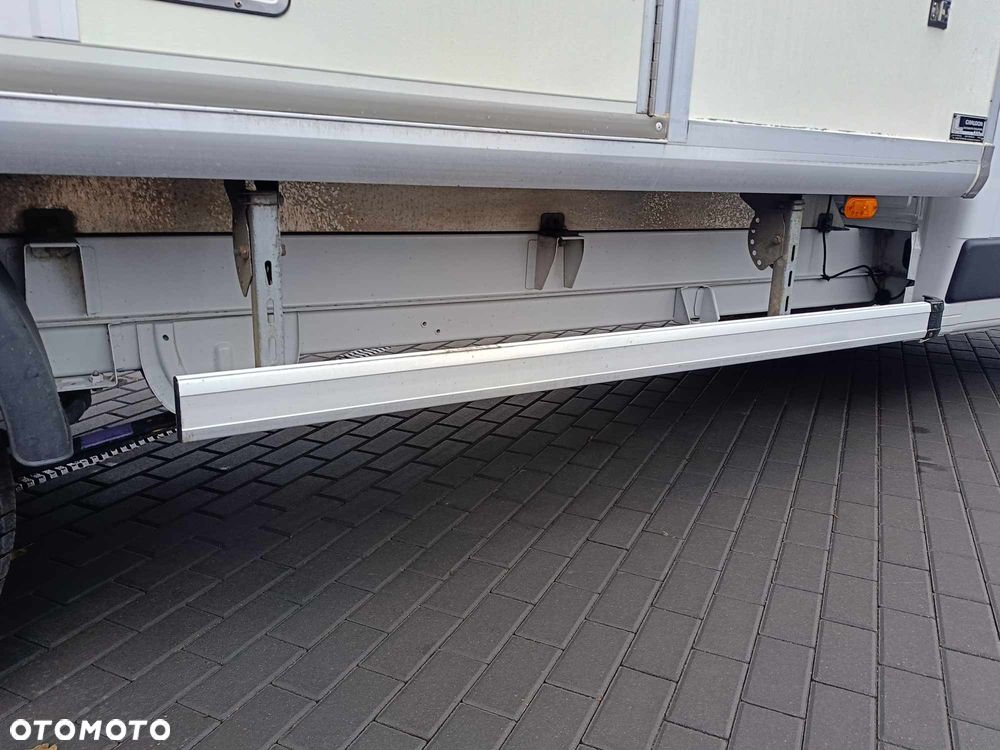 Fiat Ducato Kontener 8 EP Winda 2.3 Iveco 118 tys KM - 20