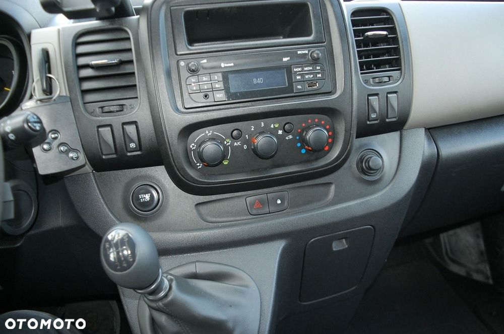 Renault Trafic - 24