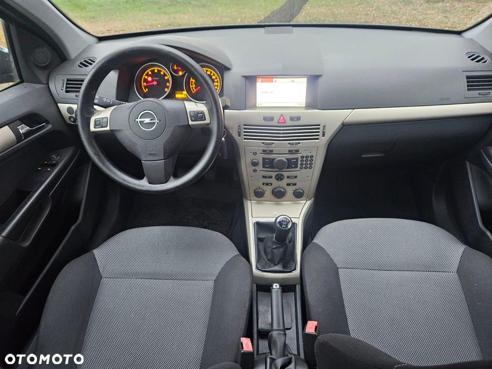 Opel Astra 1.6 Edition - 10