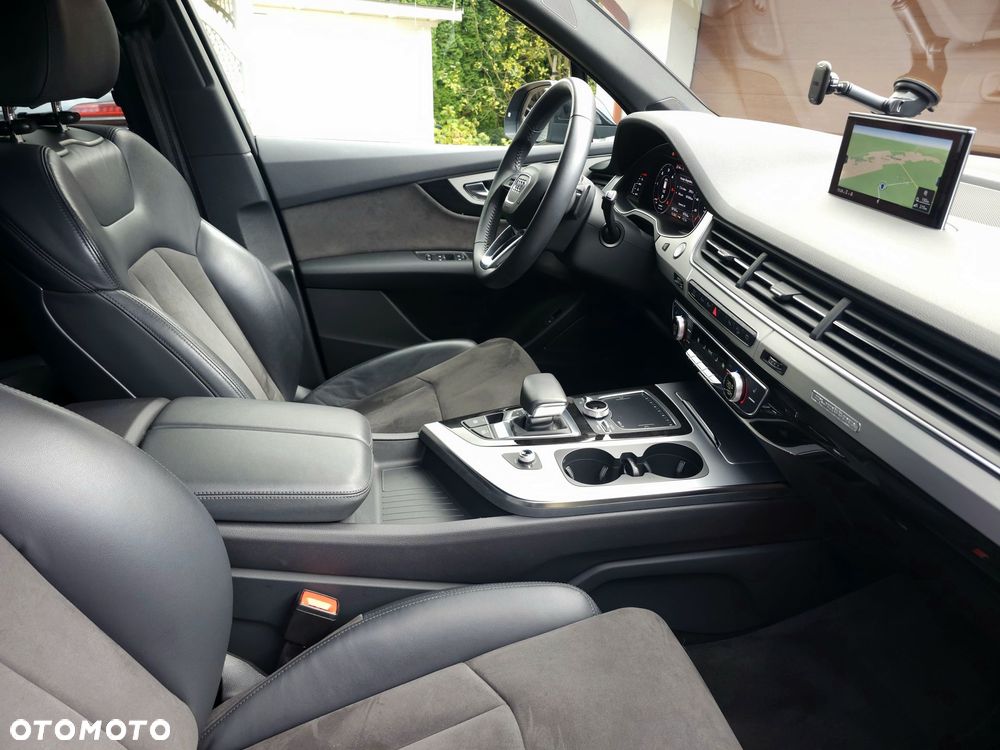 Audi Q7 - 29