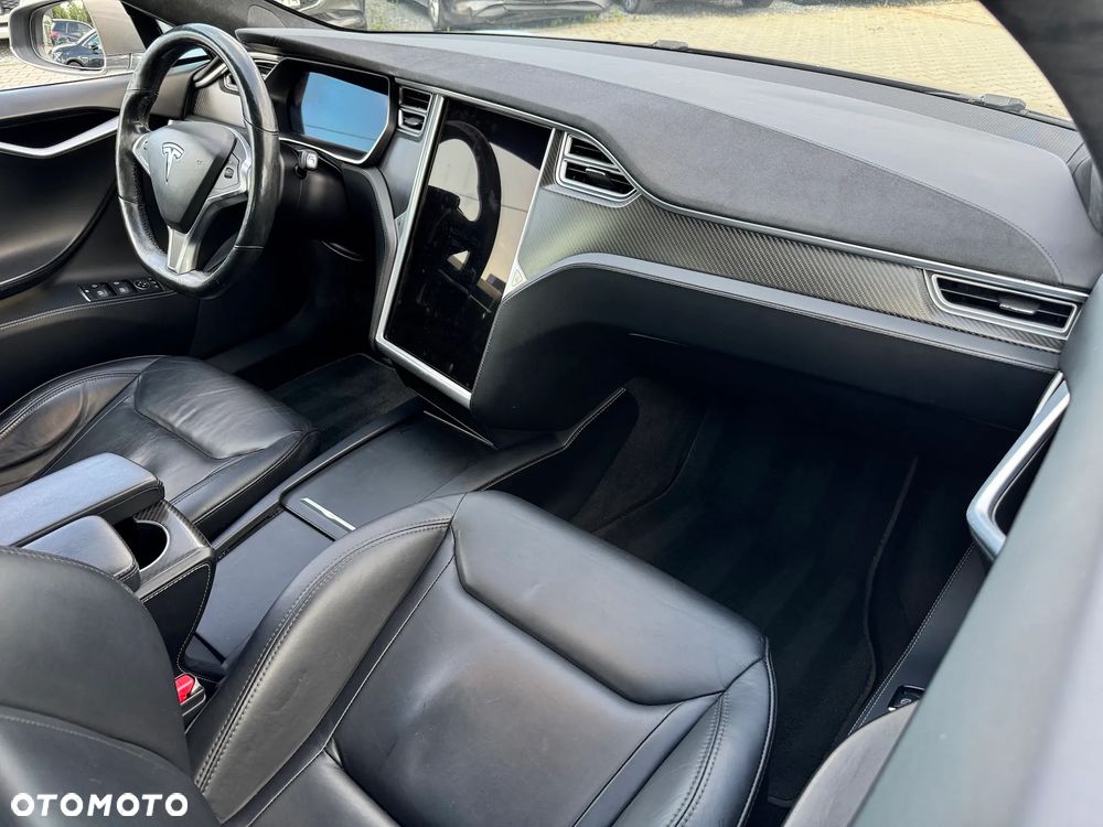 Tesla Model S Long Range Plus - 6