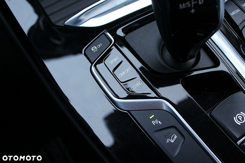 BMW X3 xDrive20i xLine - 21
